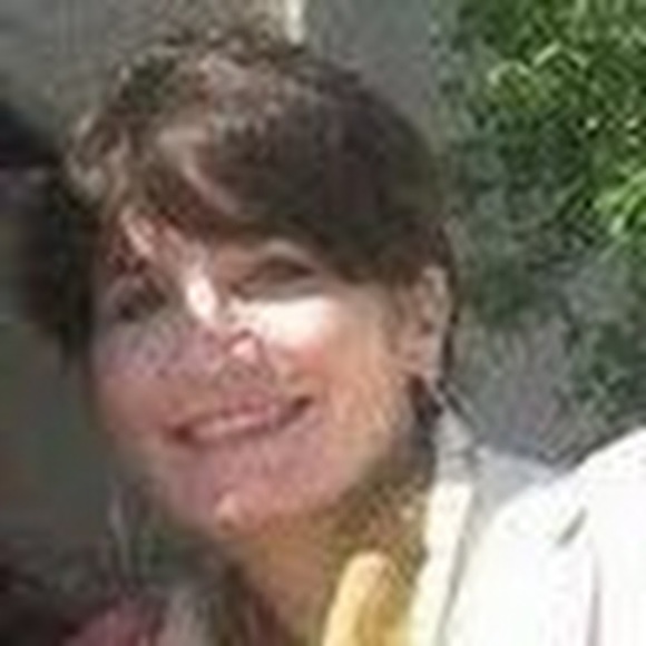 Meet your Posher, Vivian - Picture 1 of 1